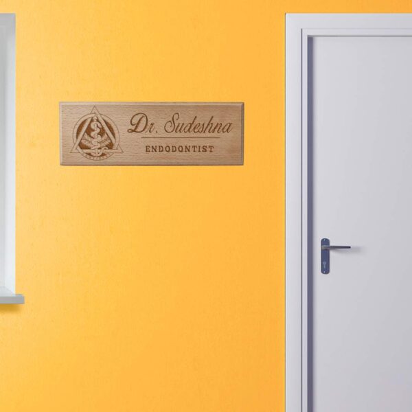 DENTIST-nameplate-Wood-Engarving-mockup-1-WALL