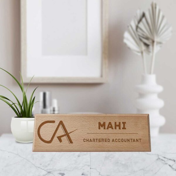 nameplate-Wood-Engarving-mockup-front