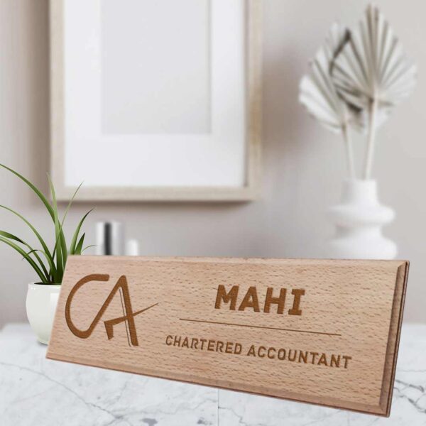 nameplate-Wood-Engarving-mockup-side